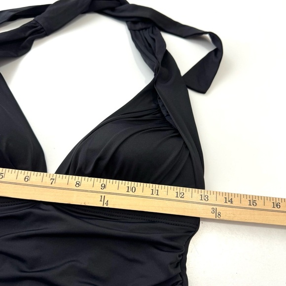 La Blanca Women’s Sz 4 Black Ruched Padded Halter Tankini Top Swimsuit Slimming - Picture 7 of 9